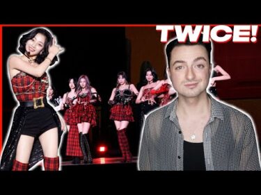 TWICE WORLD TOUR FASHION | Fashion Expert Reacts