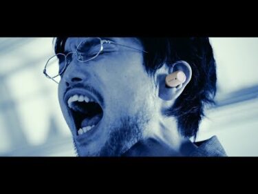 King Gnu、初音源化楽曲「Teenager Forever」をCMで披露　静寂に包まれた電車内で圧巻の演奏　ソニー『WF-1000XM3』新CM＆インタビュー映像